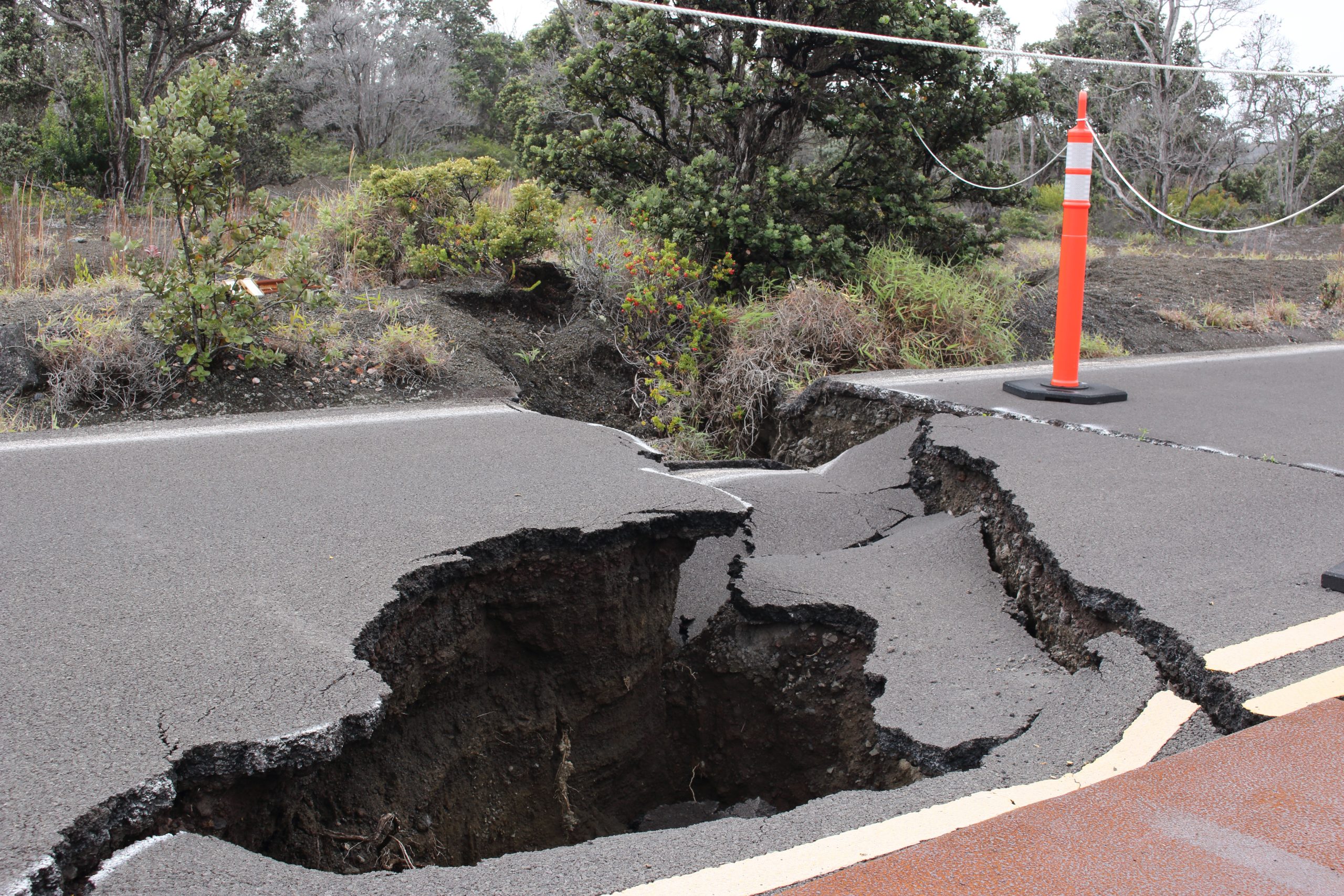 Earthquake causes road collapse